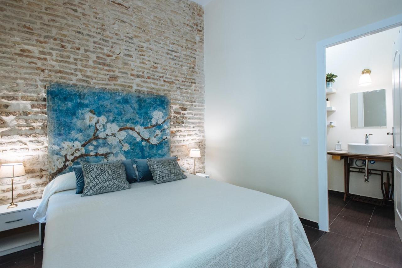 Cozy In House-palace With Private Patio Appartement *